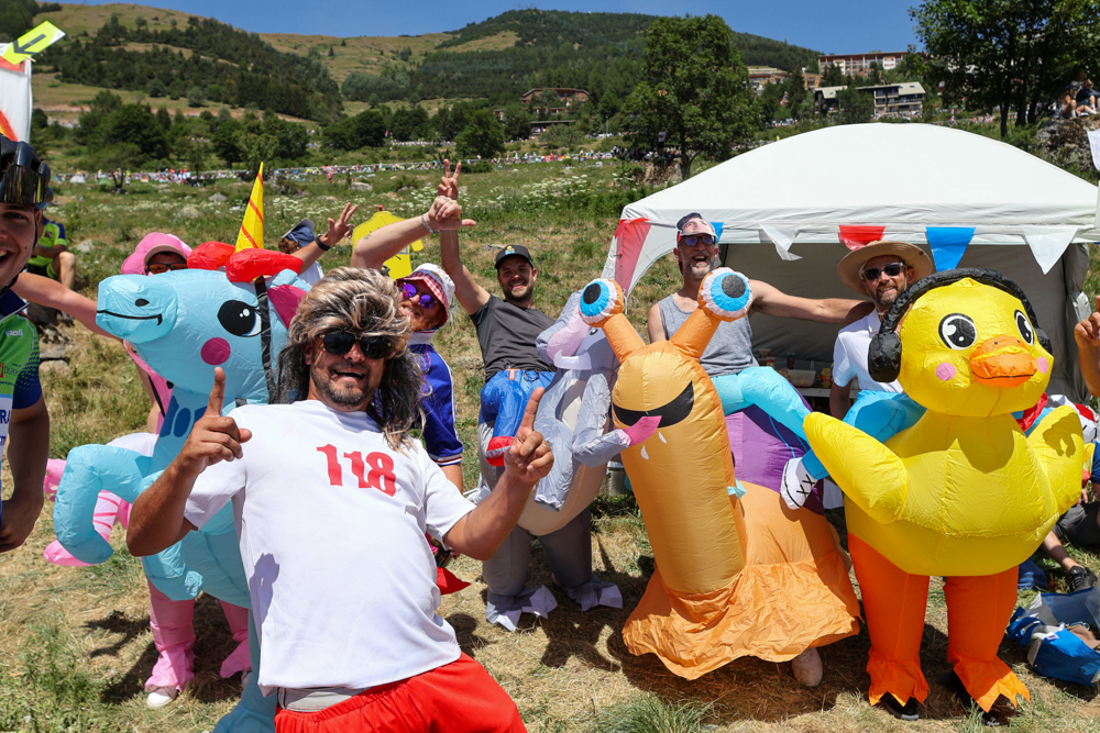 Bikestyle Tours guests enjoying a Tour de France mountain stage